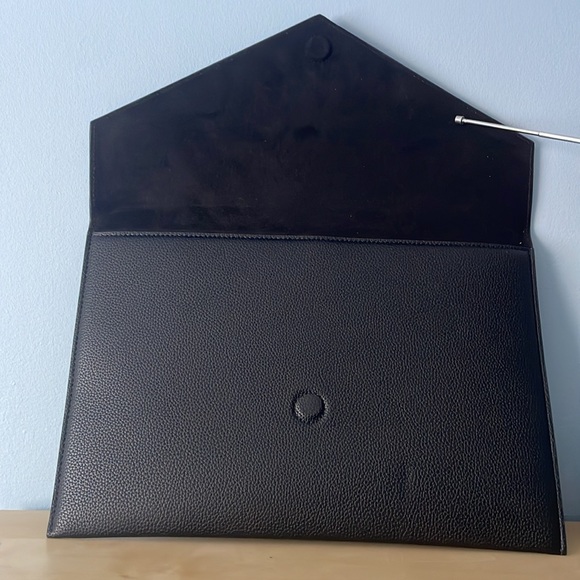 Emmy Devaux Envelope Clutch - Picture 4 of 5
